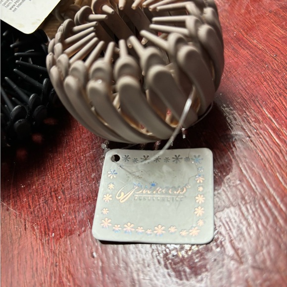 Princess Accessories Hair Clips - Picture 4 of 5